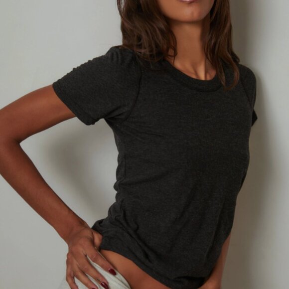 Monrow Textured Tri Blend Fitted Crew Neck Tee Heather Black S $78 - Picture 10 of 10